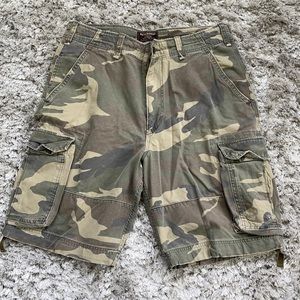 Abercrombie & Fitch Camo Cargo Shorts - Size 34